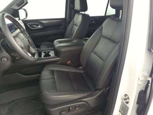 Used 2023 Chevrolet Tahoe RST w/ Luxury Package RWD image 12