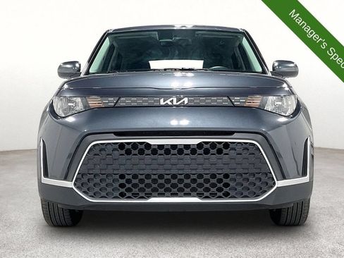 Used 2025 Kia Soul LX w/ LX Technology Package FWD image 4
