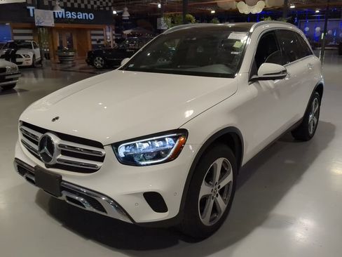 Certified 2022 Mercedes-Benz GLC 300 4MATIC w/ Multimedia Package Lite image 1