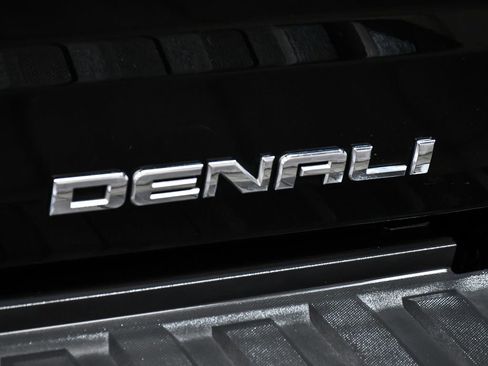 Used 2018 GMC Sierra 1500 Denali image 78
