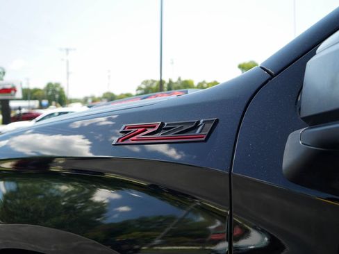 Used 2022 Chevrolet Silverado 1500 LT Trail Boss w/ LT Trail Boss Premium Package AWD/4WD image 23
