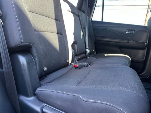 Used 2020 Honda Passport Sport image 24