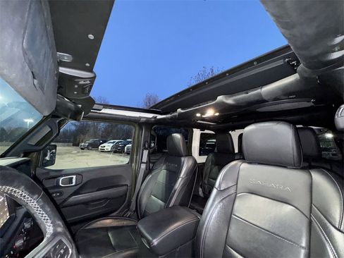 Used 2021 Jeep Wrangler Unlimited Sahara image 22