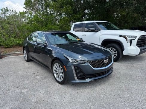 Used 2022 Cadillac CT5 Luxury RWD image 2