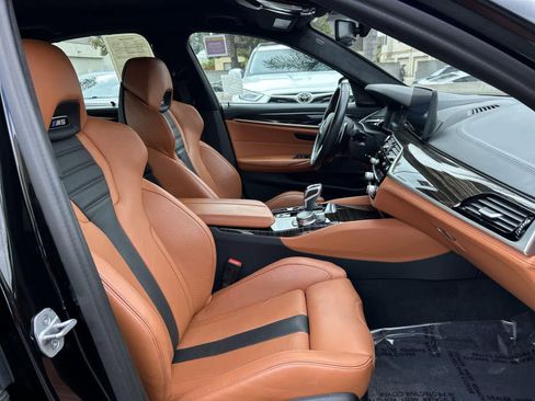 Used 2023 BMW M5 w/ Executive Package image 26