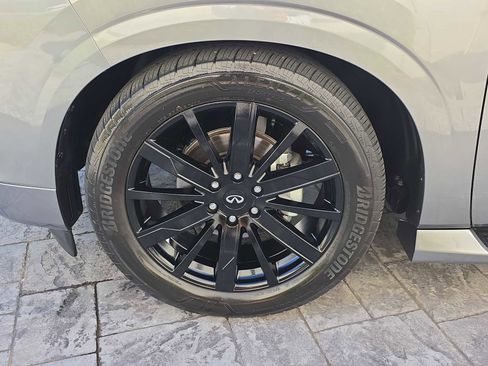 Certified 2025 INFINITI QX80 Sensory image 9