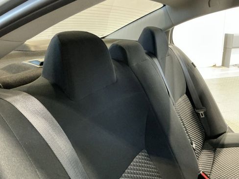 Used 2024 Nissan Versa S image 21