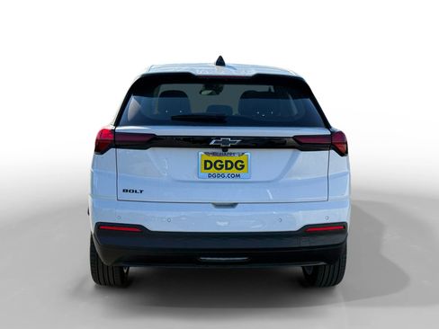 New 2027 Chevrolet Bolt LT w/ Comfort Package image 4