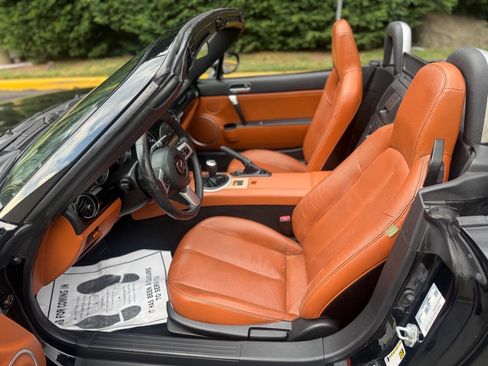 Used 2006 MAZDA MX-5 Miata Grand Touring image 22