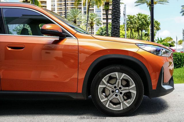 Used 2023 BMW X1 xDrive28i AWD/4WD image 11