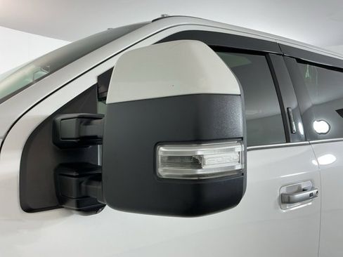 Used 2022 Ford F450 Limited image 13