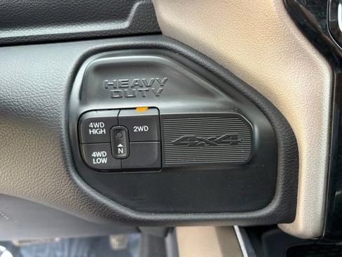 Used 2024 RAM 2500 Laramie AWD/4WD image 20