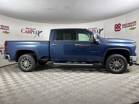New 2026 Chevrolet Silverado 2500 LTZ w/ LTZ Convenience Package AWD/4WD image 8