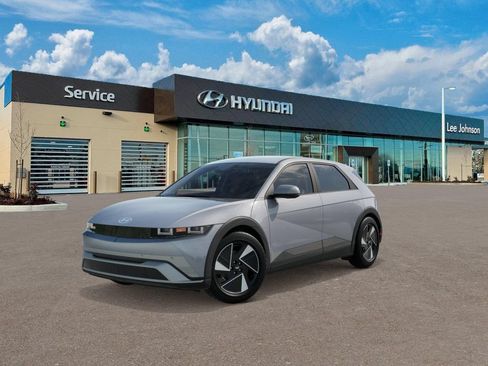 New 2026 Hyundai Ioniq 5 SEL AWD/4WD image 1