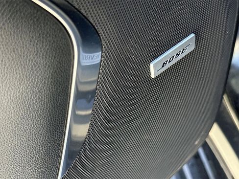 Used 2024 Chevrolet Suburban LT image 22