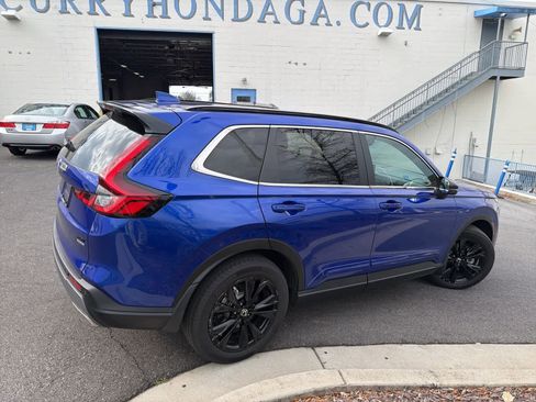 Used 2025 Honda CR-V Sport Touring image 11