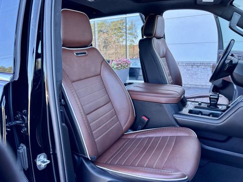 Used 2023 GMC Sierra 1500 Denali Ultimate image 46