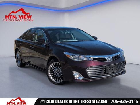 Used 2015 Toyota Avalon Limited image 1