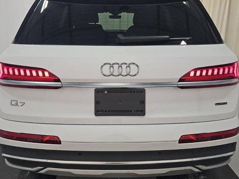 Used 2023 Audi Q7 2.0T Premium Plus w/ Premium Plus Package AWD/4WD image 5