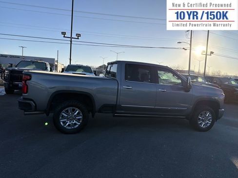 Used 2025 Chevrolet Silverado 2500 High Country w/ High Country Premium Package image 5