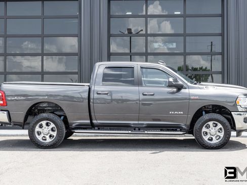 Used 2020 RAM 2500 Big Horn w/ Level 2 Equipment Group AWD/4WD image 9