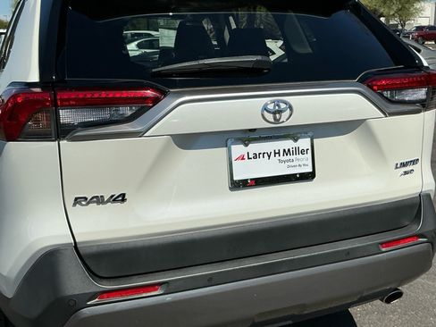 Certified 2019 Toyota RAV4 Limited w/ Cold Weather Package AWD/4WD image 24