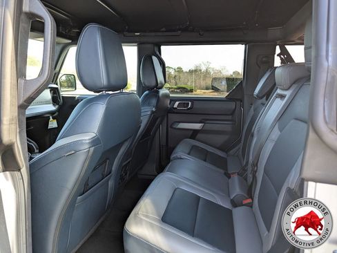 Used 2021 Ford Bronco Outer Banks image 17