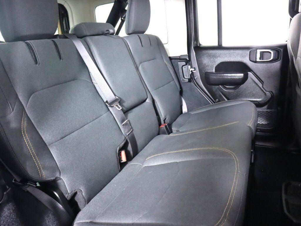 Used 2024 Jeep Wrangler Unlimited w/ Convenience Group AWD/4WD image 44