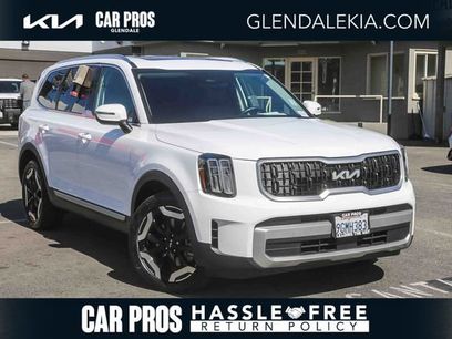 Used 2023 Kia Telluride EX w/ EX Captain's Chair Package