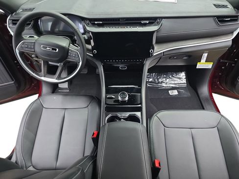 New 2026 Jeep Grand Cherokee L Limited AWD/4WD image 38
