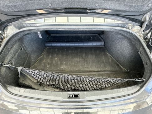 Used 2017 INFINITI Q60 2.0t w/ Moonroof Package RWD image 17