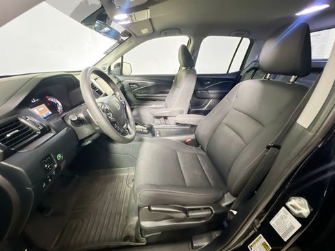 Used 2020 Honda Ridgeline Sport image 14