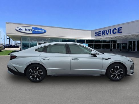 Used 2024 Hyundai Sonata SEL FWD image 9