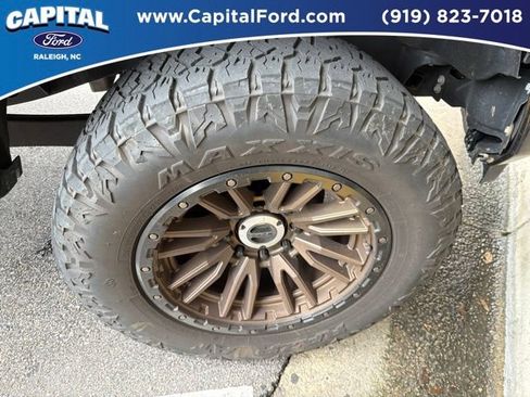 Used 2022 Ford F350 Lariat w/ Tremor Off-Road Package AWD/4WD image 22