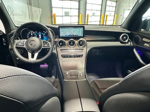 Used 2022 Mercedes-Benz GLC 300 4MATIC image 4