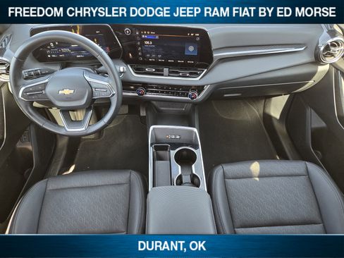 Used 2025 Chevrolet Equinox LT w/ Convenience Package II image 19