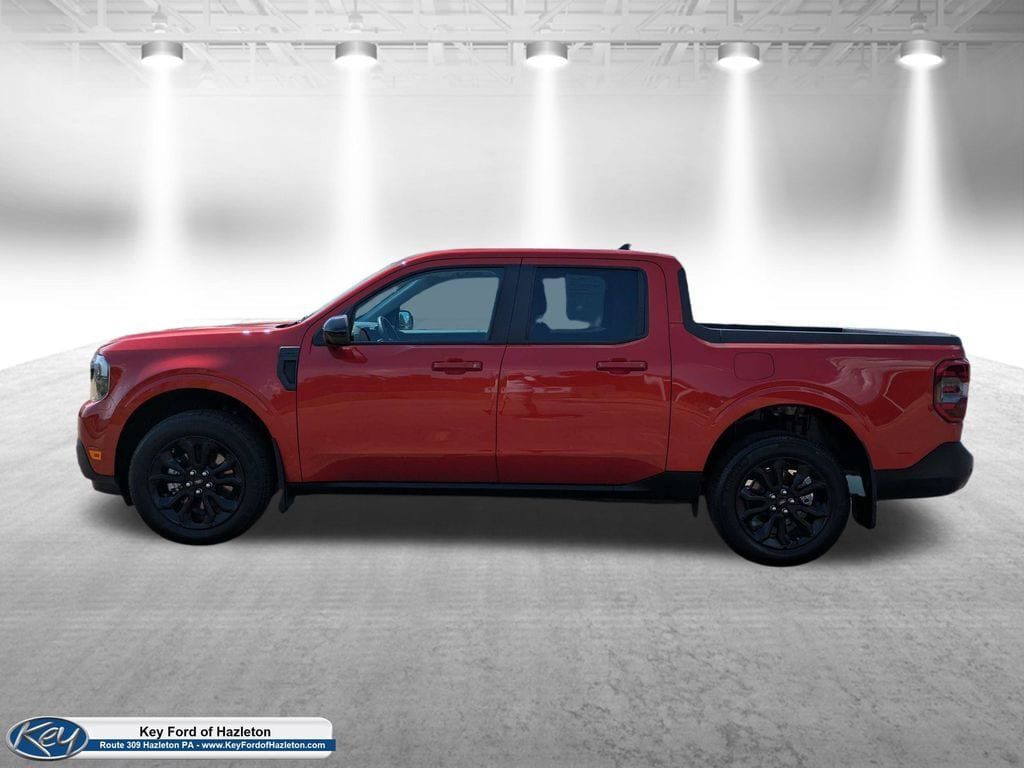 Used 2024 Ford Maverick Lariat w/ Black Appearance Package FWD image 8