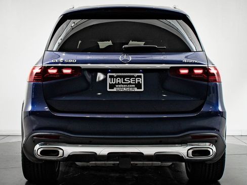 Certified 2024 Mercedes-Benz GLS 580 4MATIC image 7