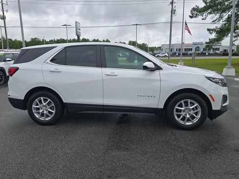 Certified 2024 Chevrolet Equinox LT FWD image 6