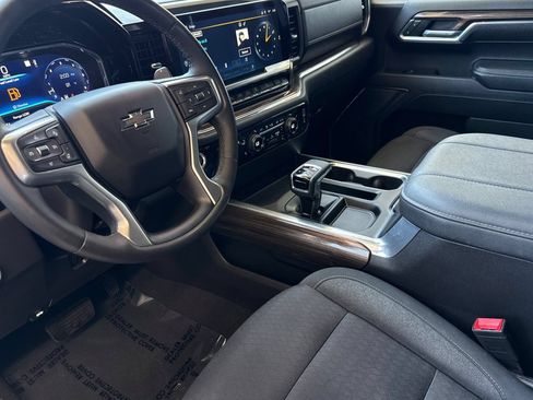 Used 2023 Chevrolet Silverado 1500 LT Trail Boss w/ Protection Package AWD/4WD image 10