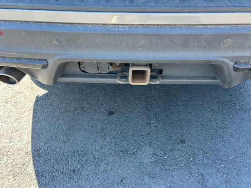 Used 2022 Ford Explorer ST w/ Equipment Group 401A image 7