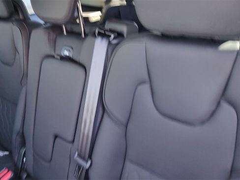 New 2026 Volvo XC90 B6 Plus w/ Protection Package Premier image 27