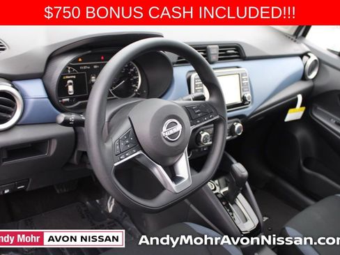 New 2025 Nissan Versa SV w/ Trunk Package image 9