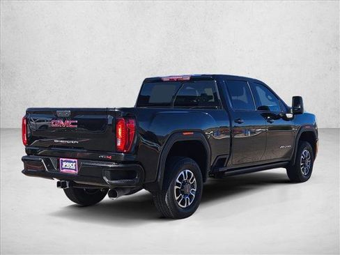 Used 2023 GMC Sierra 2500 AT4 w/ Gooseneck/5TH Wheel Package image 5