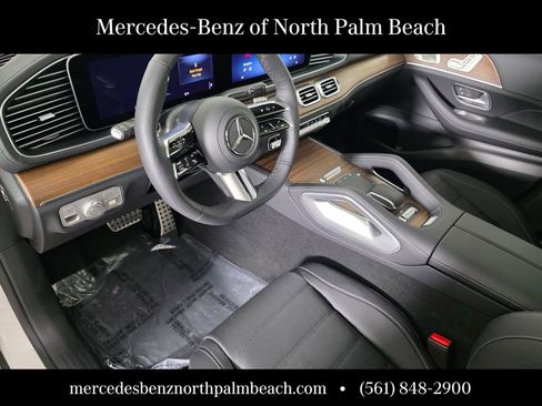 New 2026 Mercedes-Benz GLS 450 4MATIC image 7