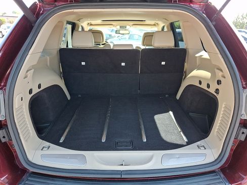 Used 2016 Jeep Grand Cherokee Limited AWD/4WD image 30