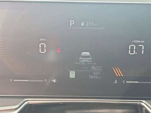 Certified 2025 Kia Sorento LX image 15