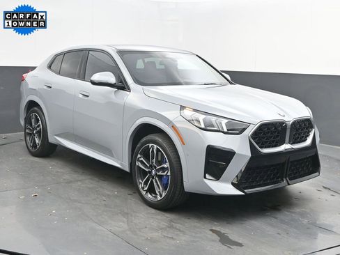 Certified 2024 BMW X2 xDrive28i w/ M Sport Package image 1