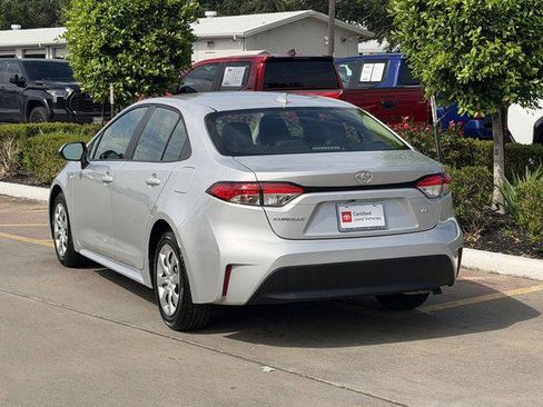 Certified 2026 Toyota Corolla LE FWD image 5
