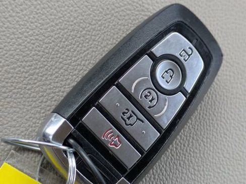 Used 2024 Ford Expedition Max Limited image 35